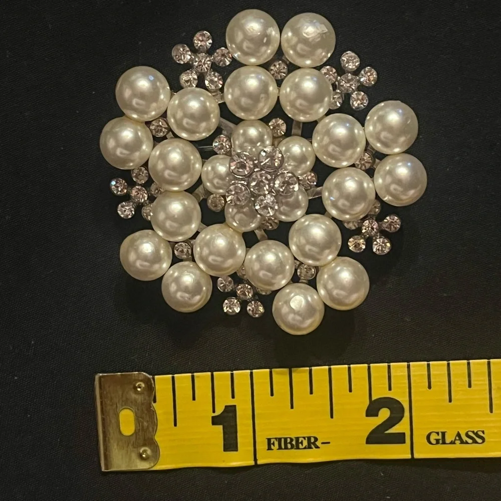 Faux Pearl and Rhinestone Snowflake Starburst Brooch